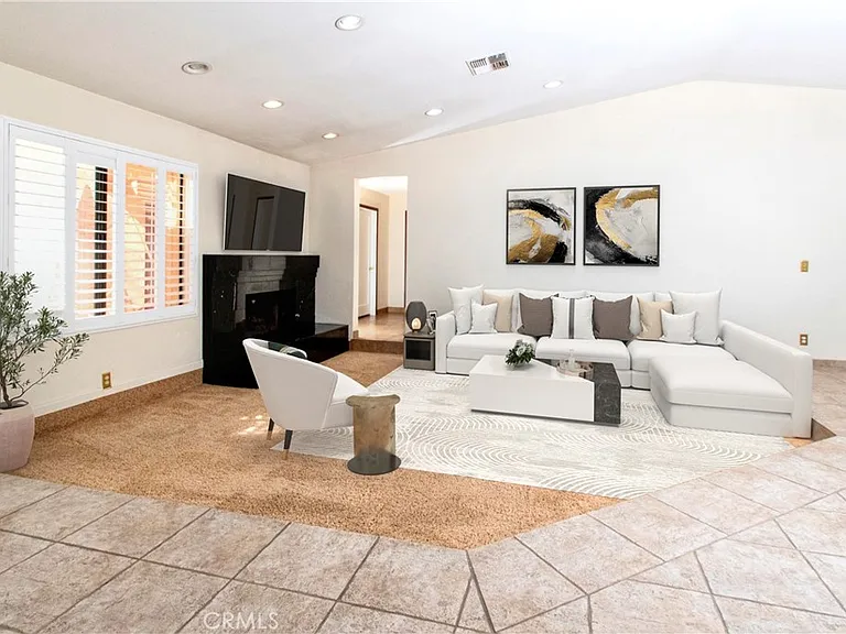 64337 Doral Dr — Photo 4
