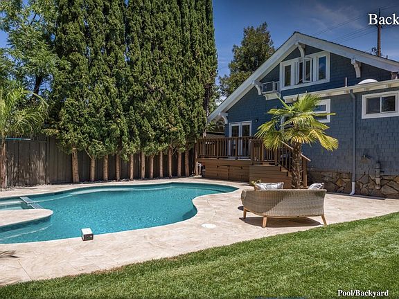 3rd image of 2044 Ashton Ave #A