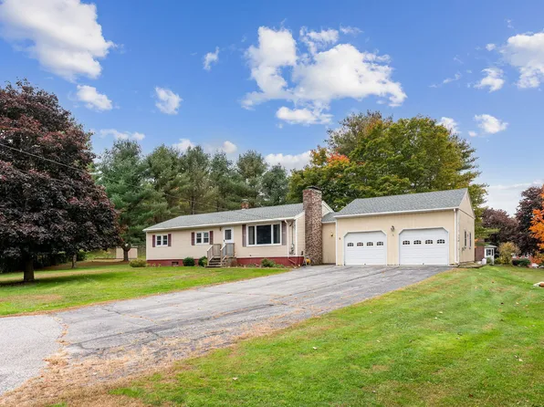 8 Russell Street, Lisbon, ME 04252
