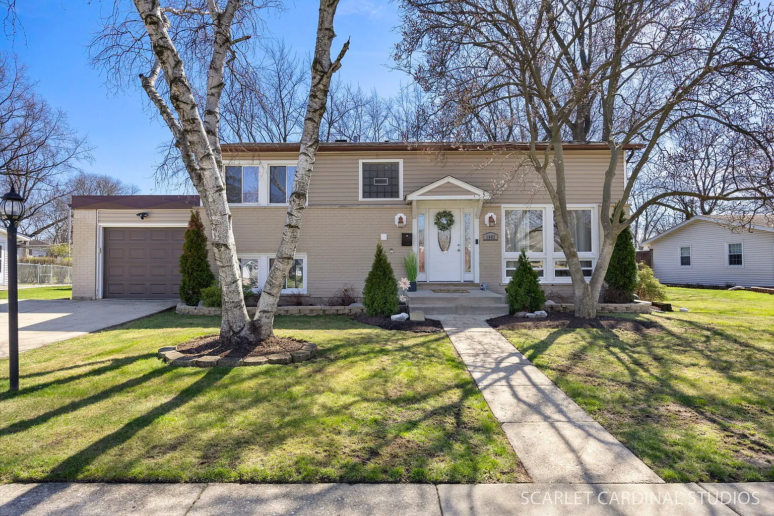 1003 E Alder Ln photo 1