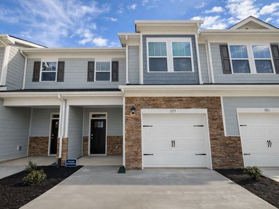 377 Creekview Rd, Hendersonville, NC, 28792