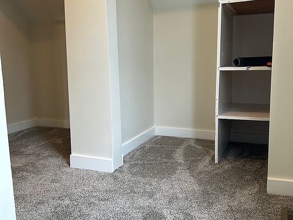 extra closets (upstairs)