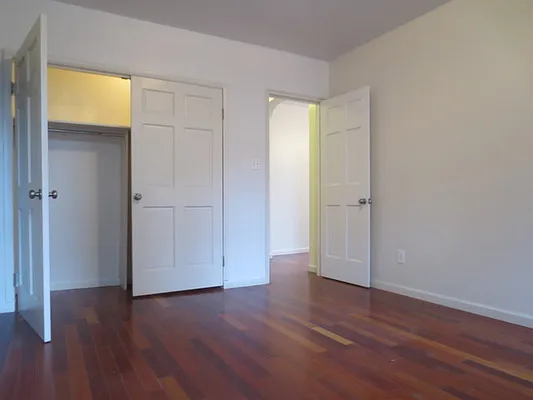 Rented by Robyn Lee, LREB | media 12