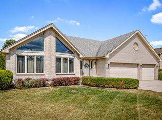 11560 Tea Tree Ln, Frankfort, IL 60423