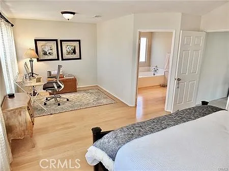 1566 Plymouth Ln — Photo 17