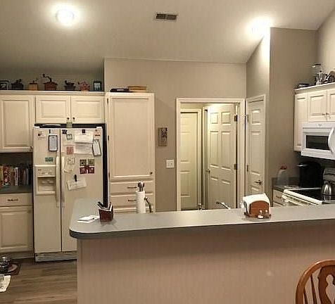 3rd image of 9877 Connor Lake Cir