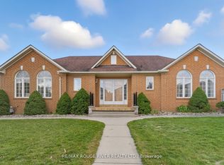 36 Tormina Blvd, Whitby, ON L1R3B4