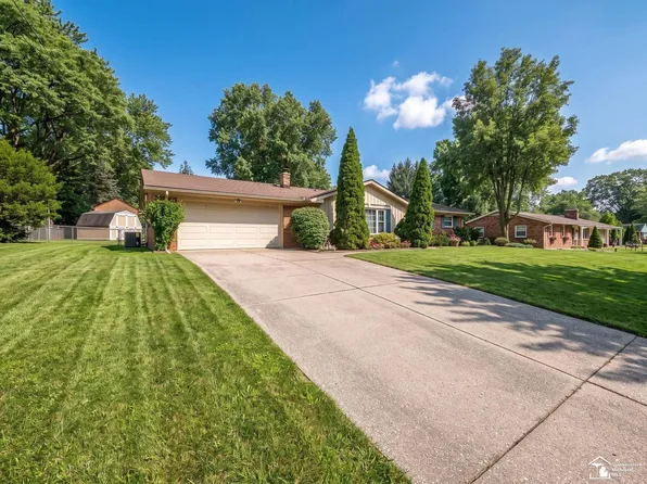 7524 Tarra Dr, Temperance, MI 48182