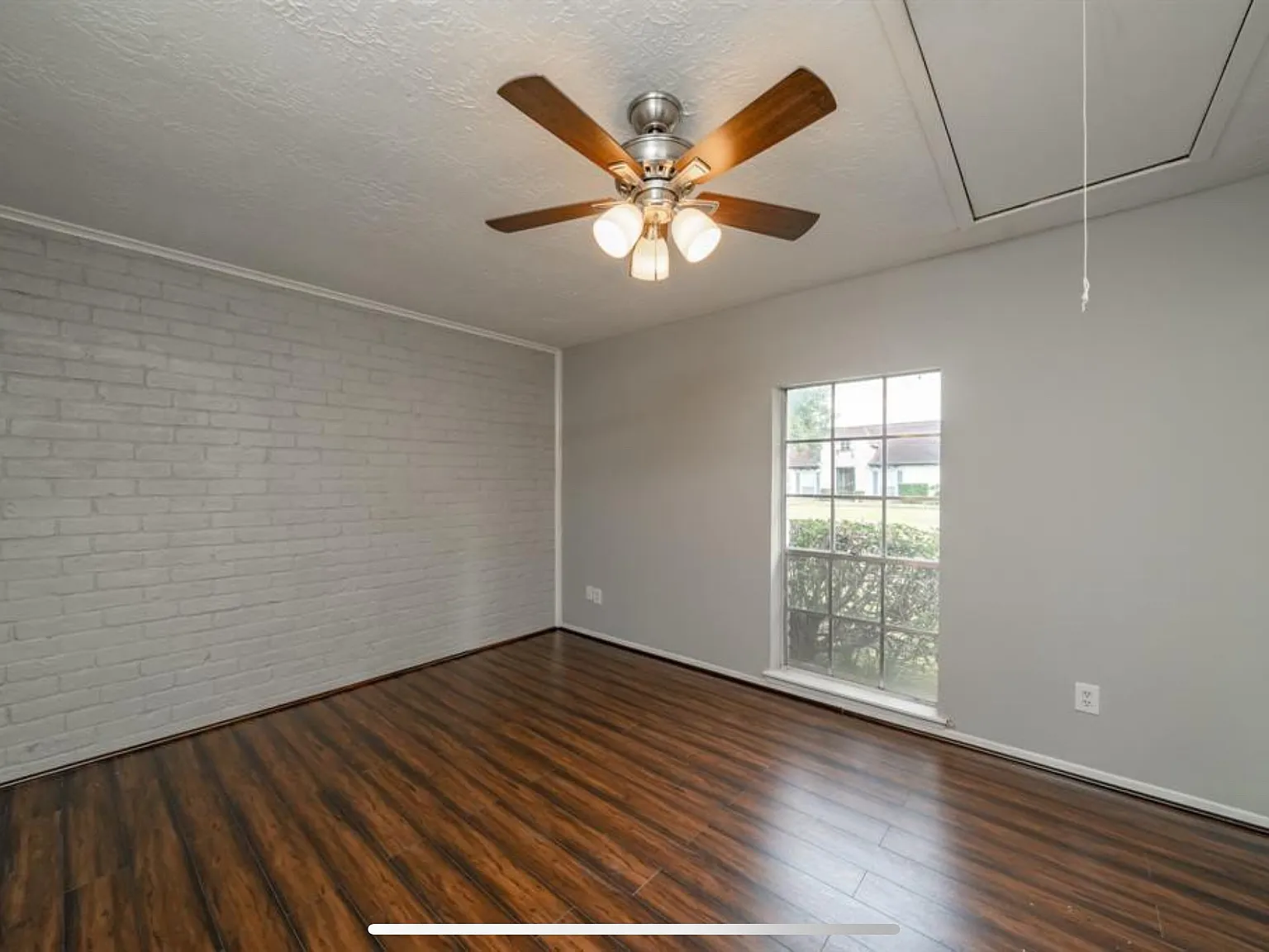 2 bed, 1136 sqft, $1,450 — Photo 3