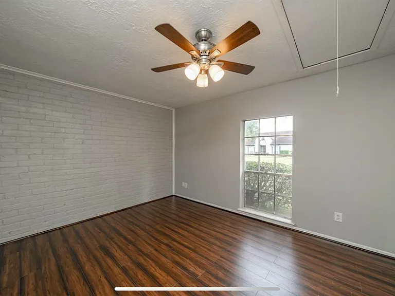 7056 Jetty Ln — Photo 3