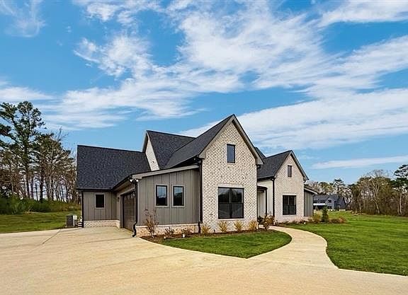 5th image of 115 Palisade Dr