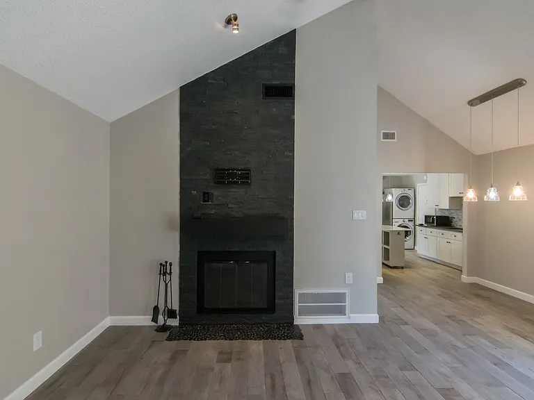 3142 Royal Gable Dr — Photo 6