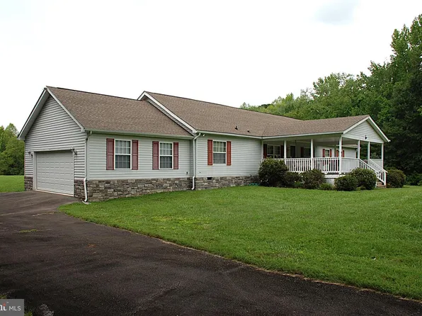 4508 Lewiston Rd, Bumpass, VA 23024