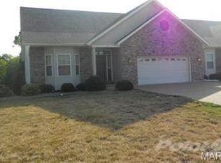 108 Bluffview Dr, Troy, MO 63379