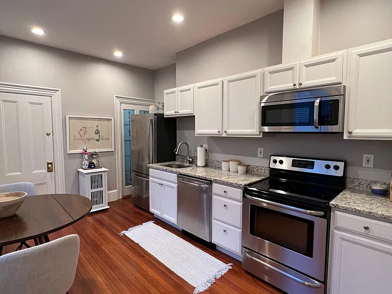 41 Pearl St #1 — Photo 22