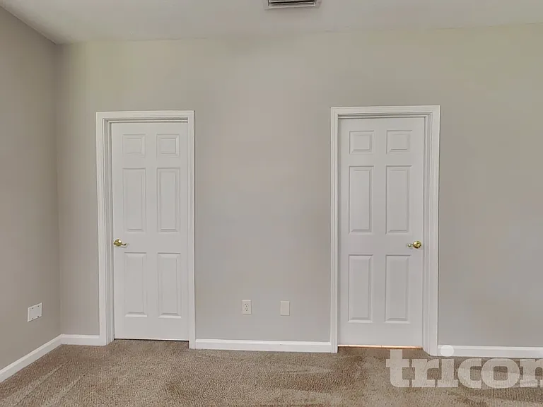 272 Silver Glen Ave — Photo 7