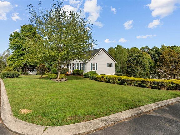3rd image of 219 Windbrook Dr