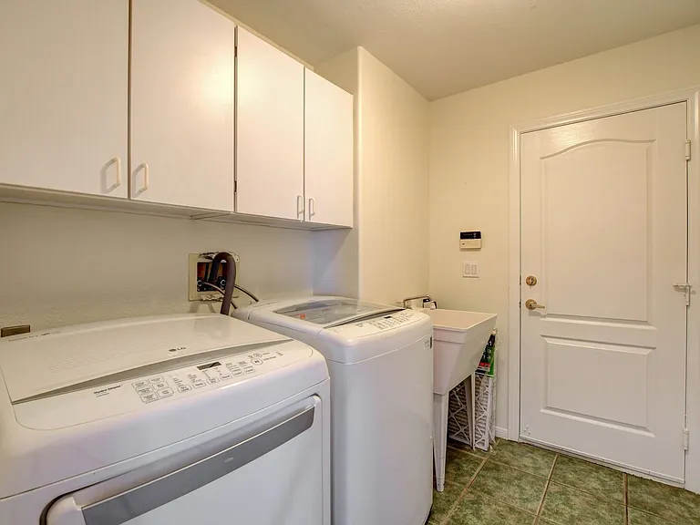 1371 Aultman Ct — Photo 19