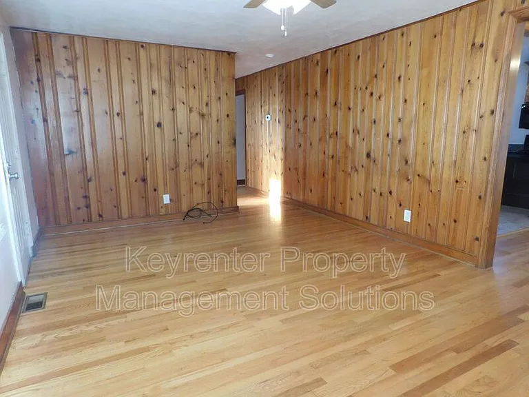 277 Skyview Cir #101 — Photo 7