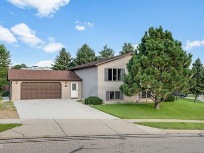 1740 Primrose Pl, Bismarck, ND, 58501