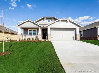 8695 S 256th East Pl, Broken Arrow, OK 74014