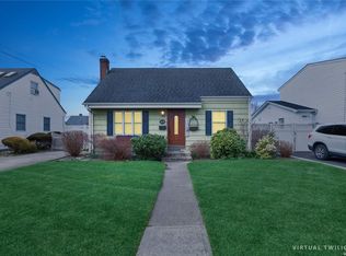 2656 Colonial Ave, Merrick, NY 11566