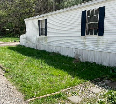5th image of 121 Granite Dr