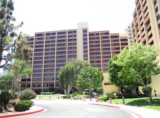 24055 Paseo Del Lago UNIT 1052, Laguna Woods, CA 92637