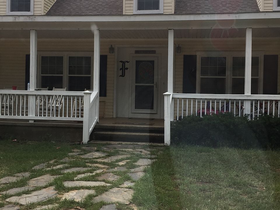 2nd image of 3222 Patterson Rd #Hi