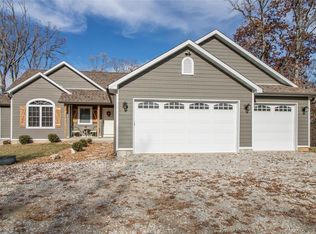 718 Wolf Point Dr, Pacific, MO 63069
