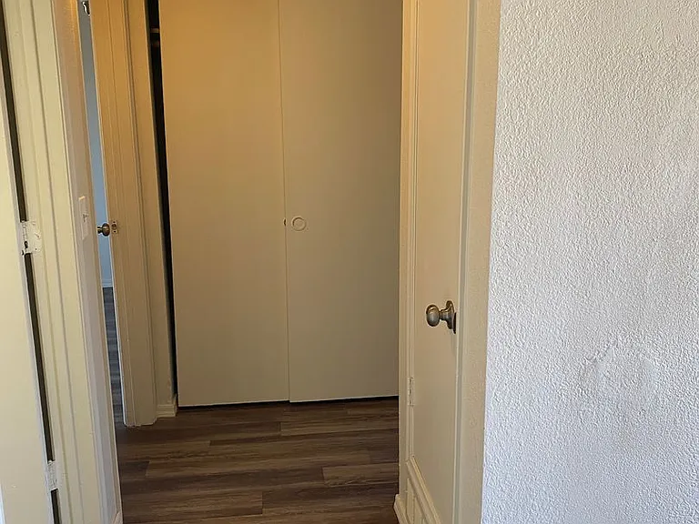 3320-3326 E Bermuda Ave — Photo 12