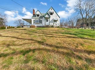 178 Herbst Rd, Coraopolis, PA 15108