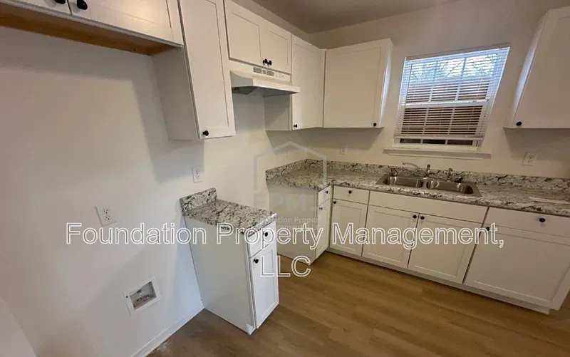 4 bed, 2.0 bath, 1249 sqft, $1,425 — Photo 3