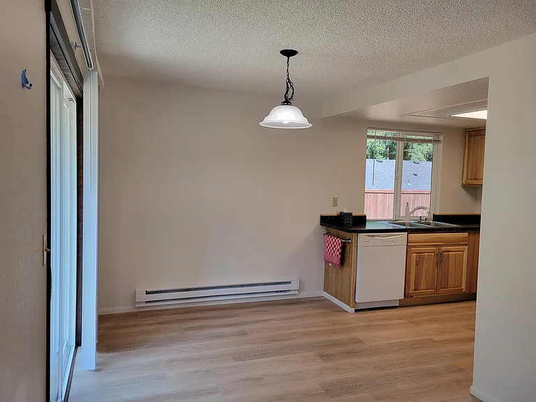 5209 Beach Dr #A — Photo 11