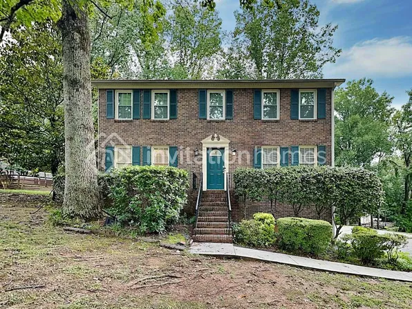 4524 Queen Anne Ct SE, Mableton, GA 30126