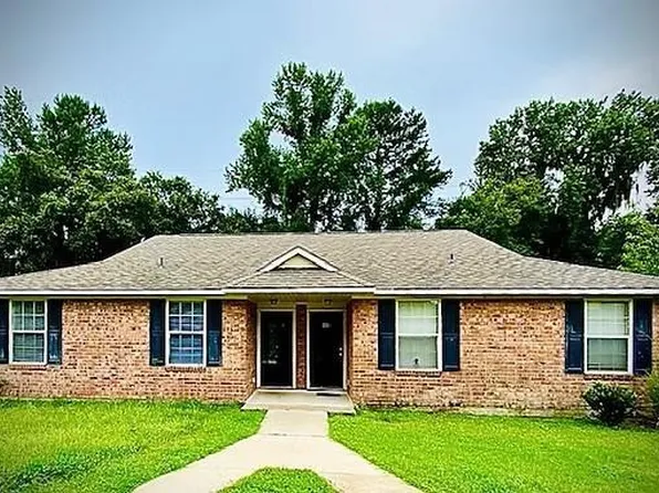 408 Admirals Walk Dr, Saint Marys, GA 31558