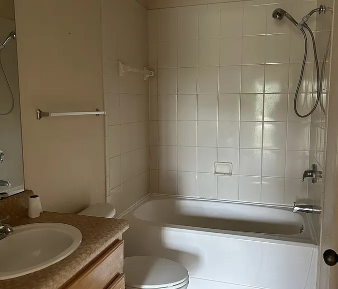 10213 Courtney Palms Blvd #303 — Photo 28