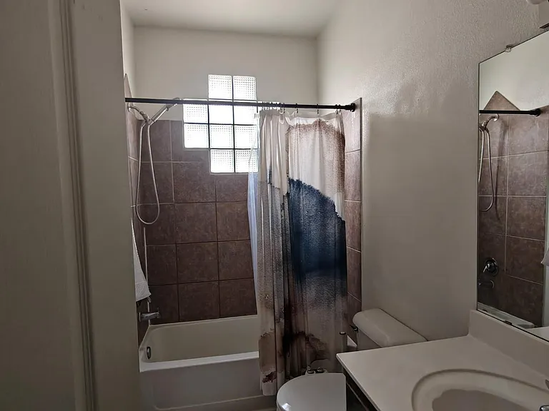 2232 Honour Point Pl — Photo 9