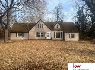 5315 N 52nd St, Omaha, NE 68104