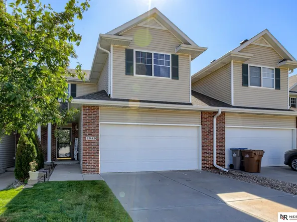 2040 Connor Pl, Lincoln, NE 68505