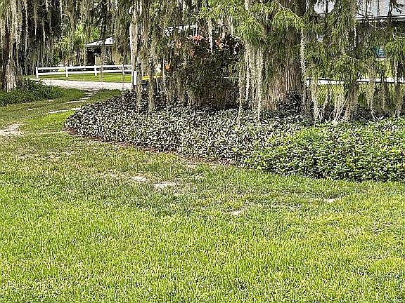 5th image of 519 Racoon Ln
