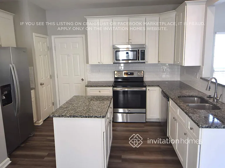 3404 Balsam Tree Dr — Photo 5