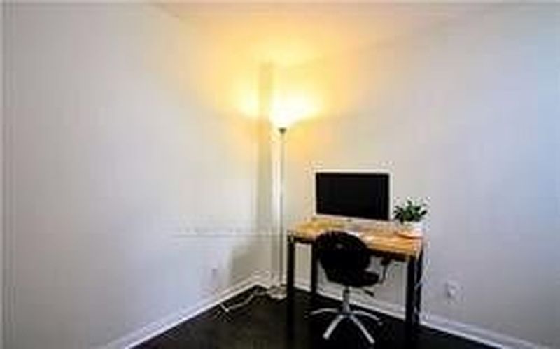 Toronto Townhouse for rent - 2 Bedrooms — photo 16