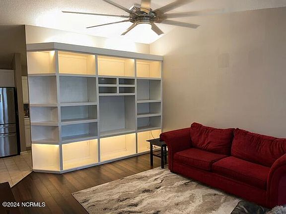 2nd image of 130 Fletcher Place