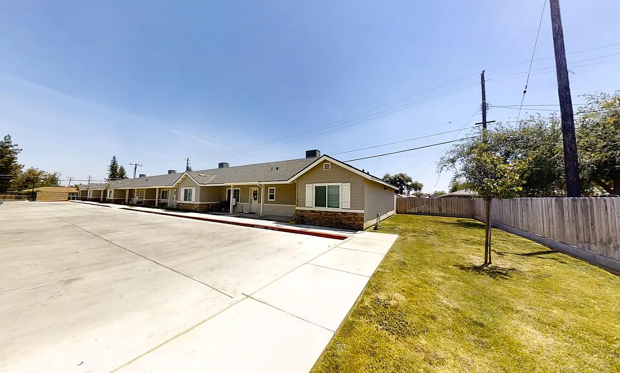 3 bed, 1292 sqft, $1,750 — Photo 3
