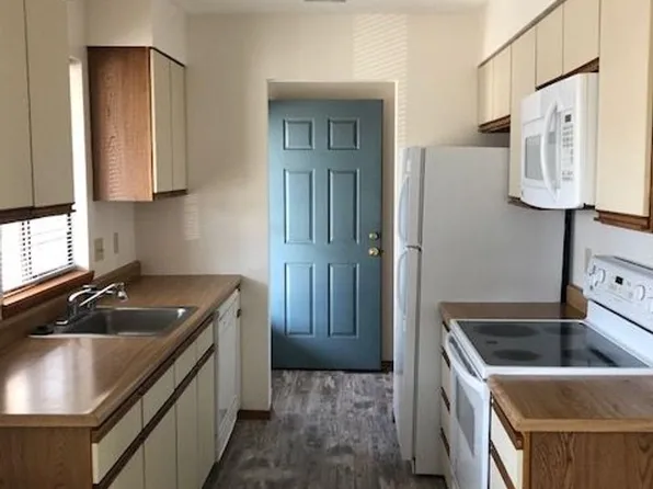 Sunrise Apartments, 400 Necanicum Dr APT 1, Seaside, OR 97138