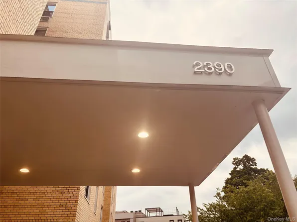 (undisclosed Address), Bronx, NY 10463