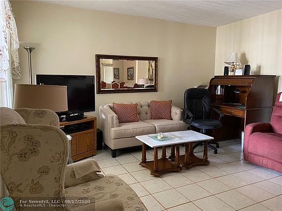 5th image of 16900 NE 14th Ave APT 211