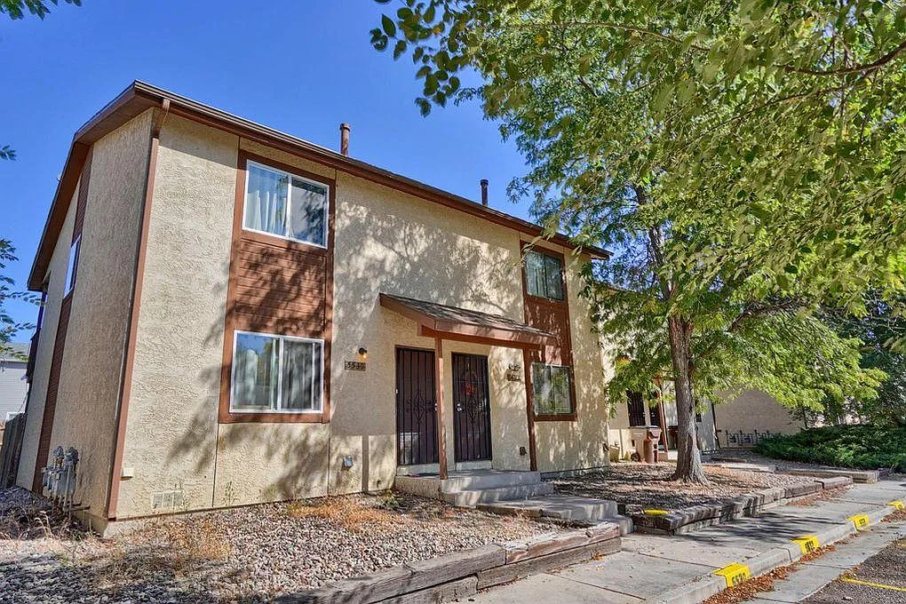 2 bed, 1128 sqft, $1,495 — Photo 3