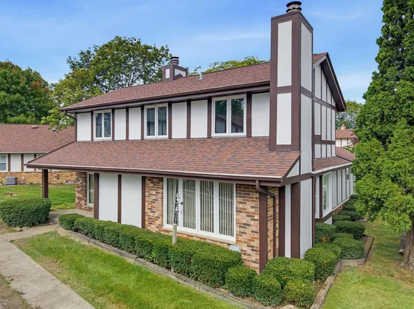 5309 Somerset LANE S S, Greenfield, WI 53221